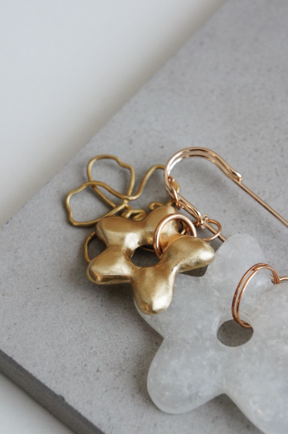 Brooch 01 (PO30Sep)